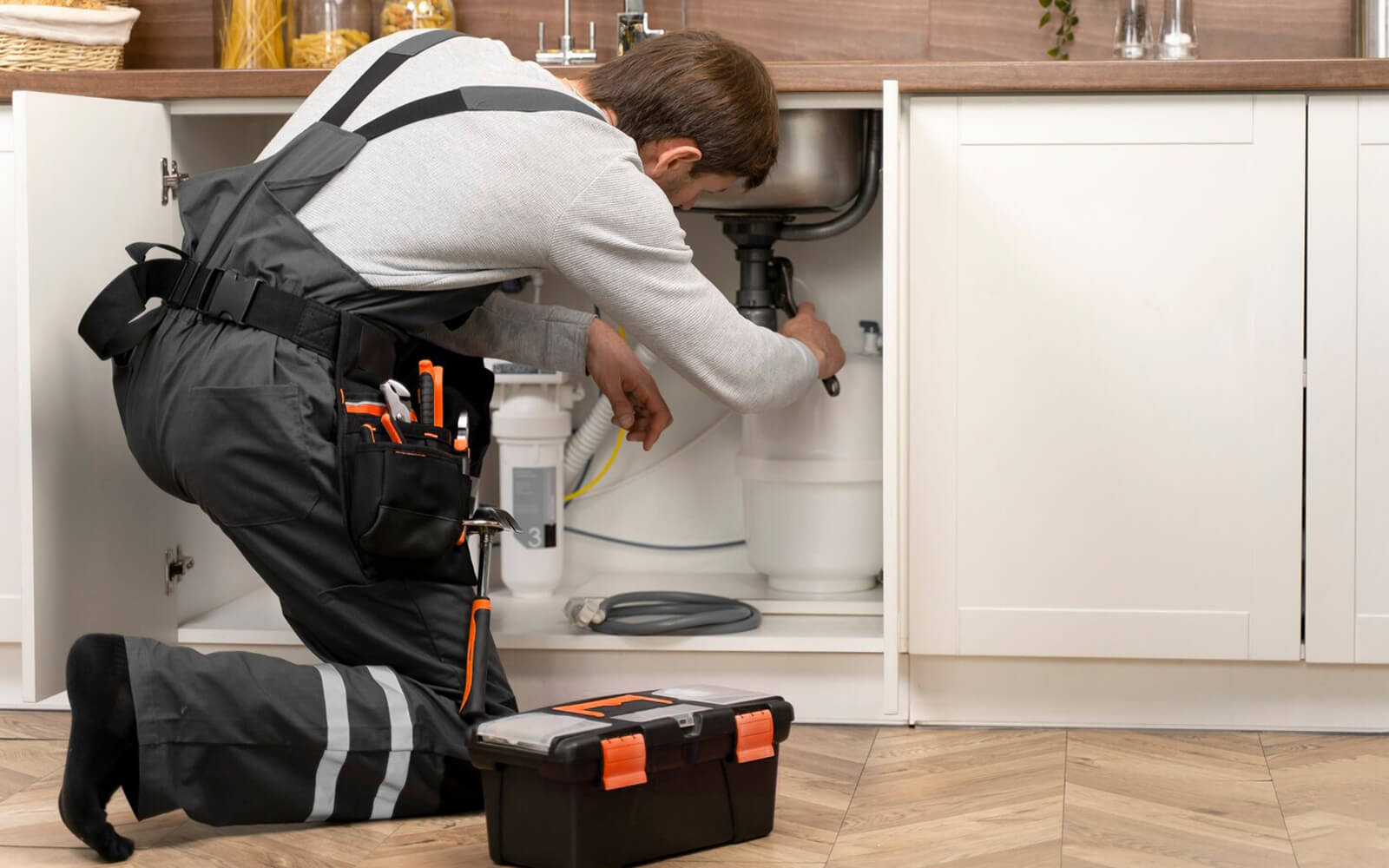 Best Plumbing Practices To Save Water And Money – azworkingclass.com